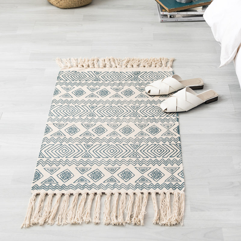 Nordic Tufted Tassel Rug