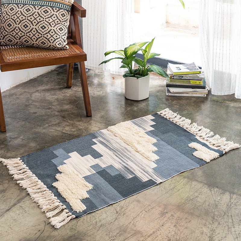 Nordic Tufted Tassel Rug