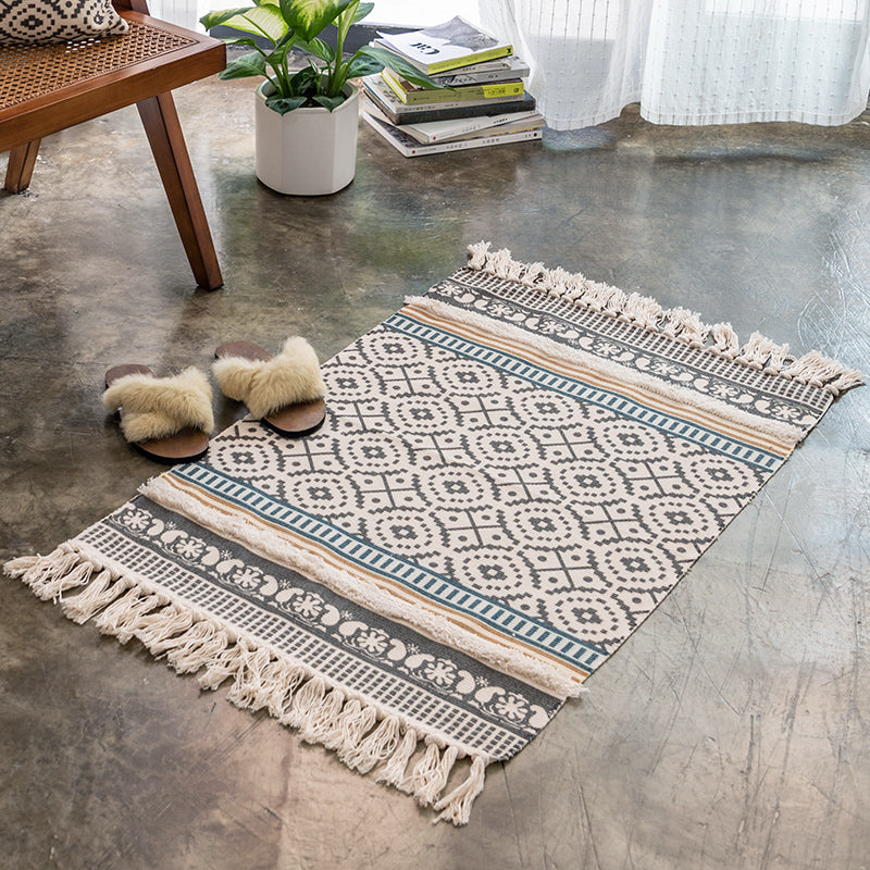 Nordic Tufted Tassel Rug